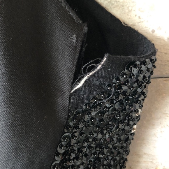 Stunning Sequin Musical Note Vest - Black and Silver - Picture 13 of 14